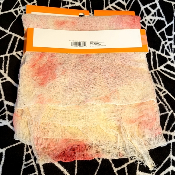 ⚡3/$15⚡NEW HALLOWEEN DECOR Blood-Stained Gauze Cloth Indoor/Outdoor - Picture 2 of 2